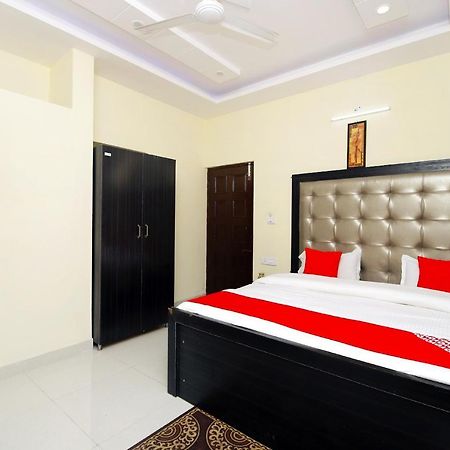 Oyo 8670 Hotel Usha Palace Mussoorie Bagian luar foto