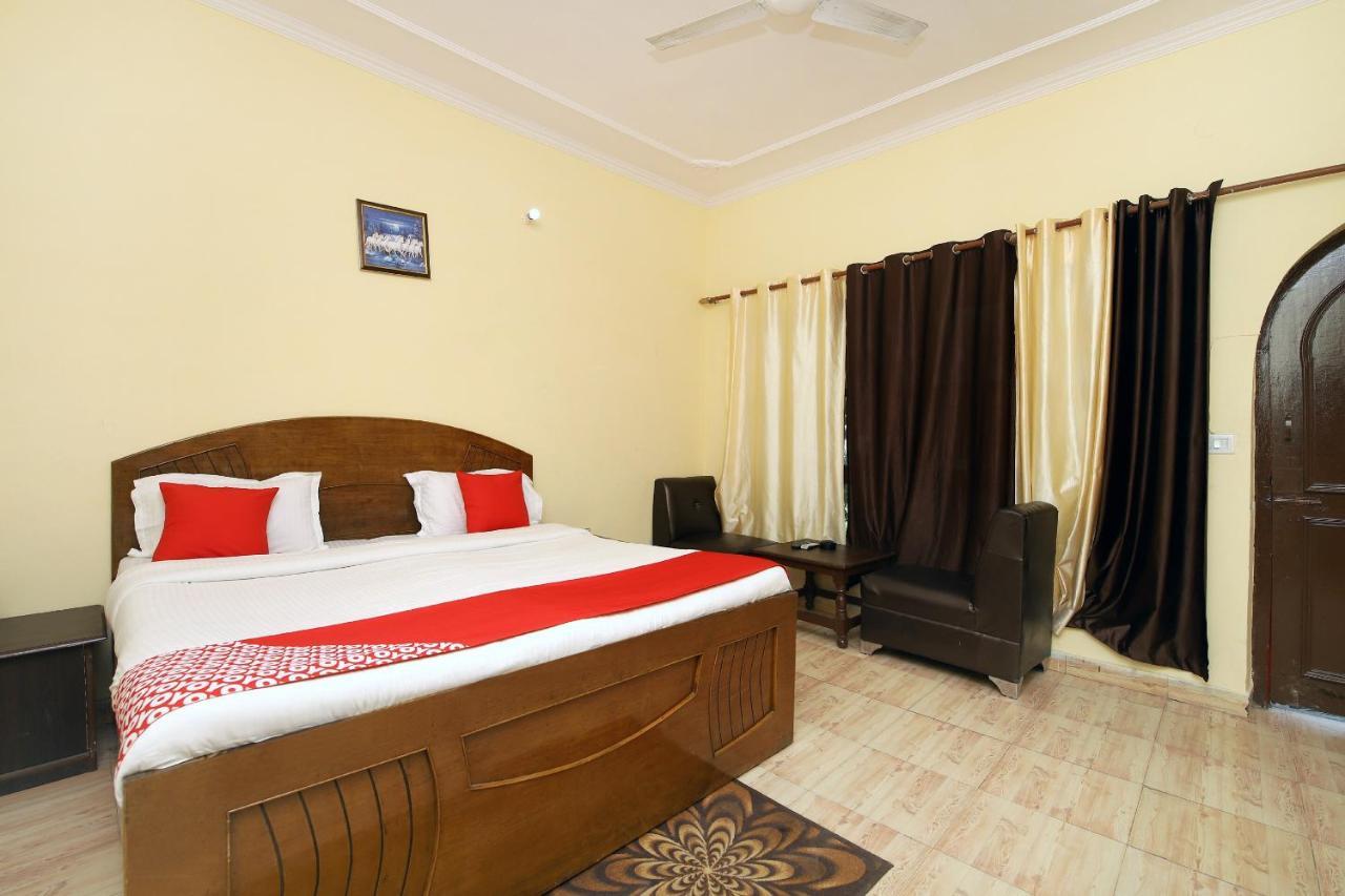 Oyo 8670 Hotel Usha Palace Mussoorie Bagian luar foto