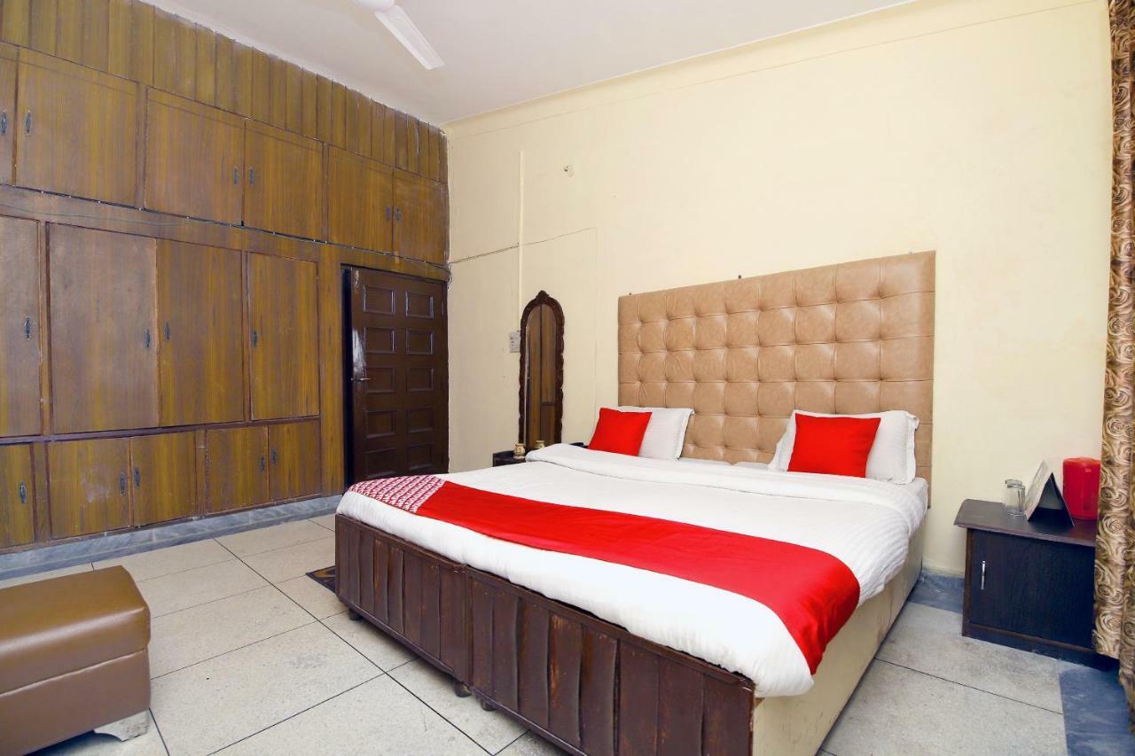 Oyo 8670 Hotel Usha Palace Mussoorie Bagian luar foto