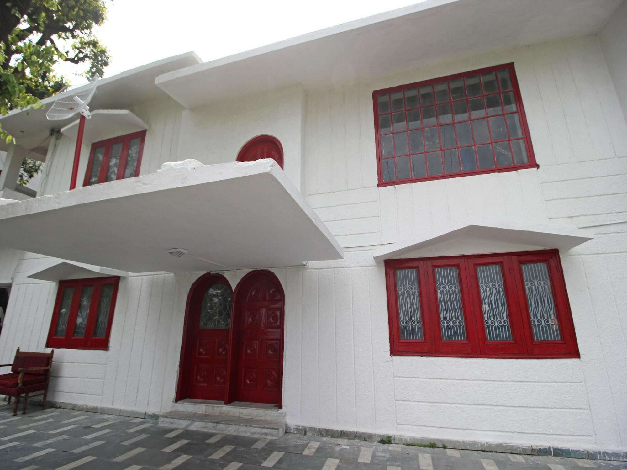 Oyo 8670 Hotel Usha Palace Mussoorie Bagian luar foto